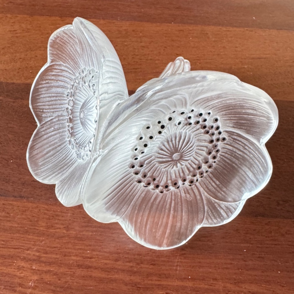Signed Lalique Crystal Flower Perfume Stopper – Frosted Clear – France